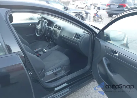 2011 Volkswagen Jetta 2.0L S from USA, damaged, VIN 3VW2K7AJ8BM367082